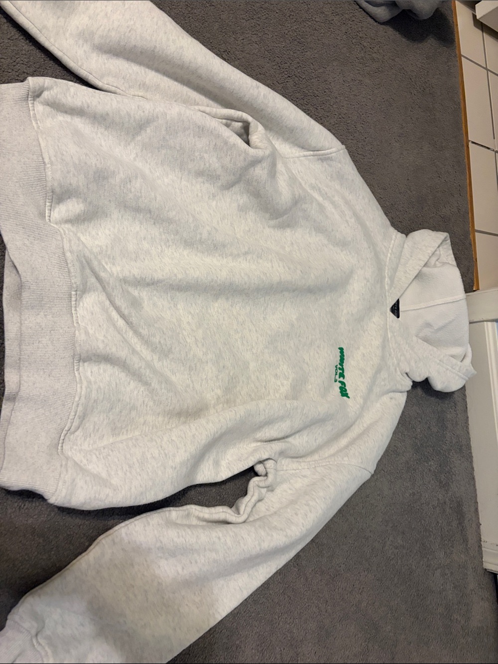 White Fox sweatshirt L/XL